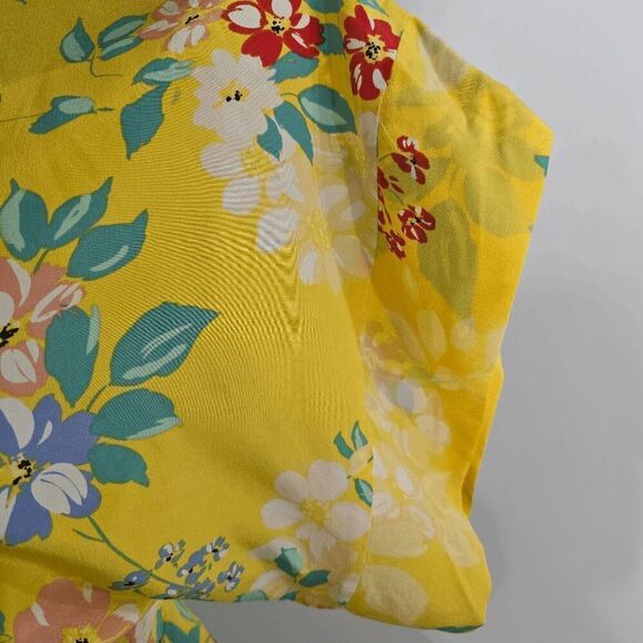 Yumi Kim That's A Wrap Happy Day Yellow Floral Wrap Top Small - Picture 7 of 7